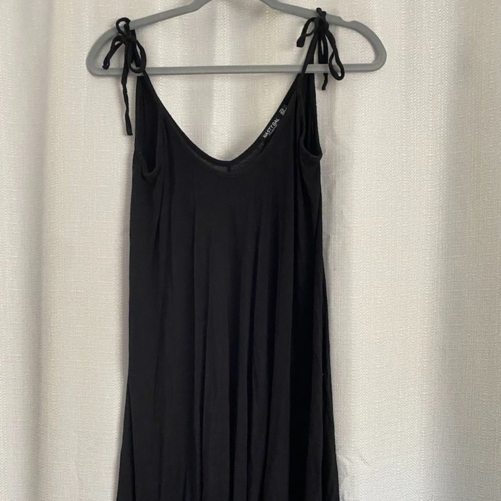 Black tie strap dress